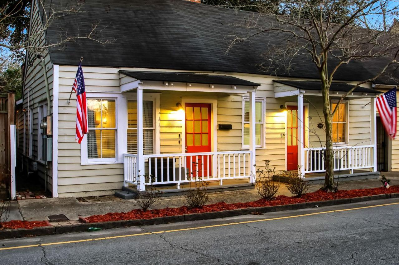 Historic 1892 Savannah Cottage Near Forsyth Park מראה חיצוני תמונה